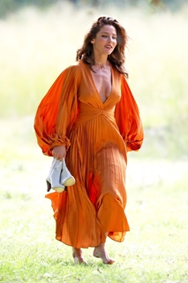 Elsa Pataky feet photo thumbnail