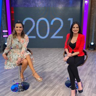 Laura González feet photo thumbnail