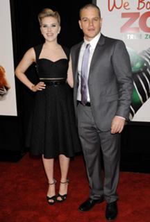 Scarlett Johansson feet photo thumbnail