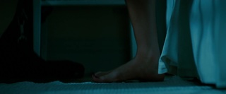 Katie Cassidy feet photo thumbnail