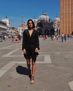 Bruna Marquezine feet photo thumbnail