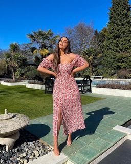Jacqueline Jossa feet photo thumbnail