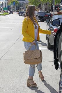 Sofía Vergara feet photo thumbnail