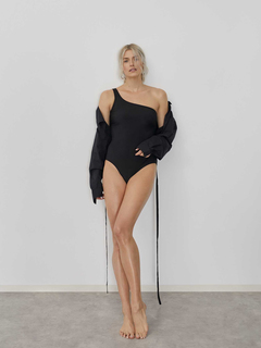 Lena Gercke feet photo thumbnail