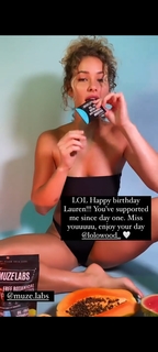 Lauren R. Wood feet photo thumbnail