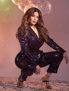 Haifa Wehbe feet photo thumbnail