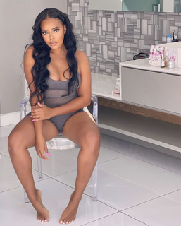 Angela Simmons feet photo thumbnail