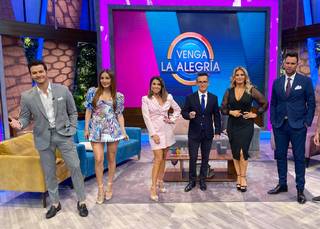 Cynthia Rodríguez feet photo thumbnail