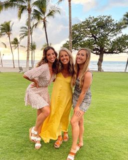 Denise Austin feet photo thumbnail