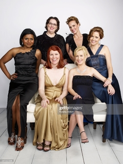 Angela Kinsey feet photo thumbnail