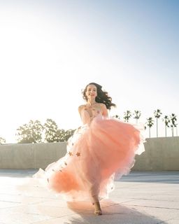 Natalia Oreiro feet photo thumbnail