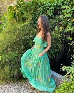 Natalia Oreiro feet photo thumbnail