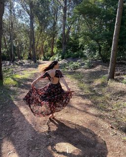 Natalia Oreiro feet photo thumbnail