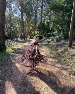 Natalia Oreiro feet photo thumbnail