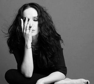 Natalia Oreiro feet photo thumbnail