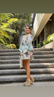 Laura González feet photo thumbnail