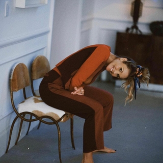 Elle Macpherson feet photo thumbnail