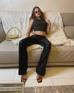 Xenia Tchoumitcheva feet photo thumbnail