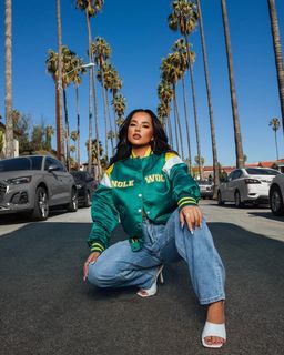 Becky G feet photo thumbnail