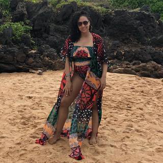 Tia Mowry feet photo thumbnail