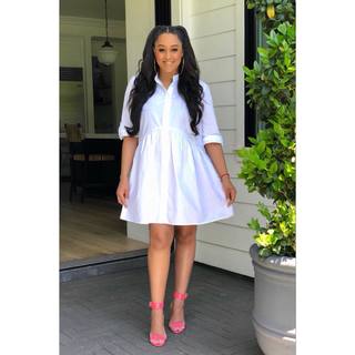 Tia Mowry feet photo thumbnail