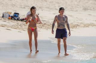 Hailey Bieber feet photo thumbnail