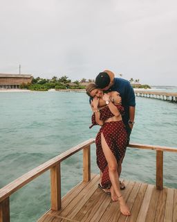 Lola Weippert feet photo thumbnail