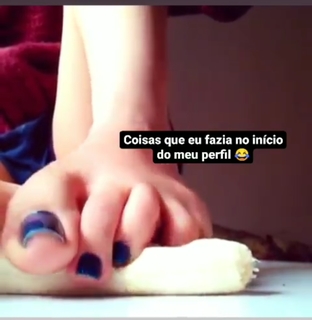 Isa Pes feet photo thumbnail