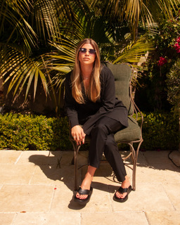Sofia Richie feet photo thumbnail