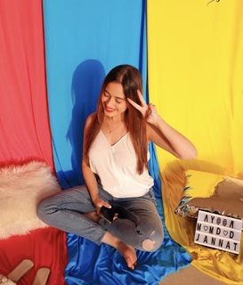 Jannat Zubair Rahmani feet photo thumbnail