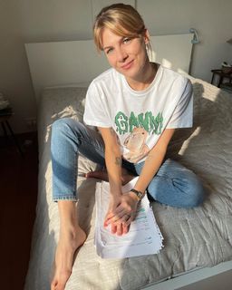 Marta Wierzbicka feet photo thumbnail