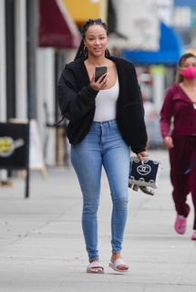 Draya Michele feet photo thumbnail