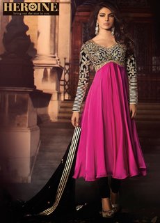 Priyanka Chopra Jonas feet photo thumbnail