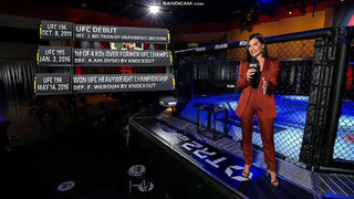 Megan Olivi feet photo thumbnail