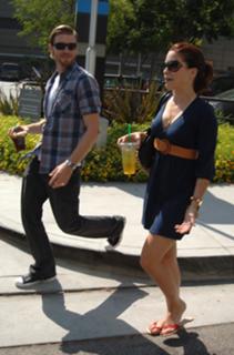 Sophia Bush feet photo thumbnail