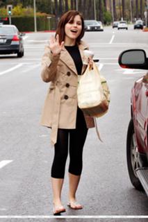 Sophia Bush feet photo thumbnail