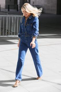 Mollie King feet photo thumbnail