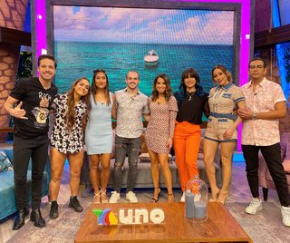 Laura González feet photo thumbnail