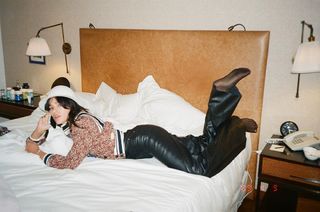Bruna Marquezine feet photo thumbnail