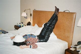 Bruna Marquezine feet photo thumbnail