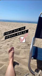 Sarah Michelle Gellar feet photo thumbnail