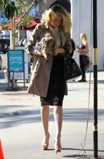 Amber Heard feet photo thumbnail