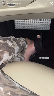 Corinna Kopf feet photo thumbnail