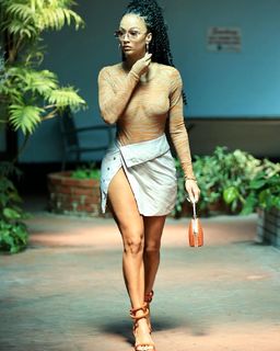 Draya Michele feet photo thumbnail