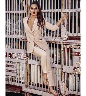 Cristina Pedroche feet photo thumbnail