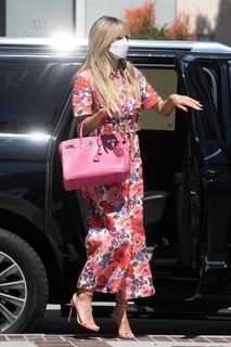 Heidi Klum feet photo thumbnail