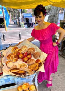 Maribel Guardia feet photo thumbnail