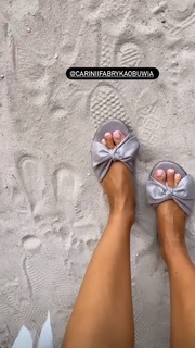 Natalia Siwiec feet photo thumbnail
