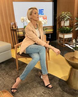 Ana Hickmann feet photo thumbnail