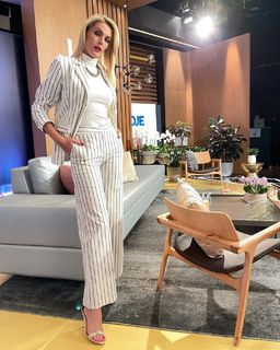 Ana Hickmann feet photo thumbnail